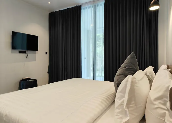 Alam Hotel