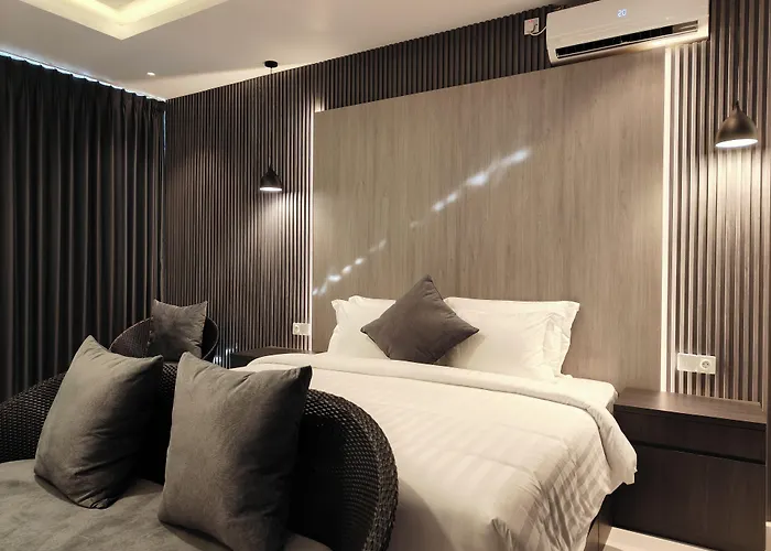 Otel Alam *
